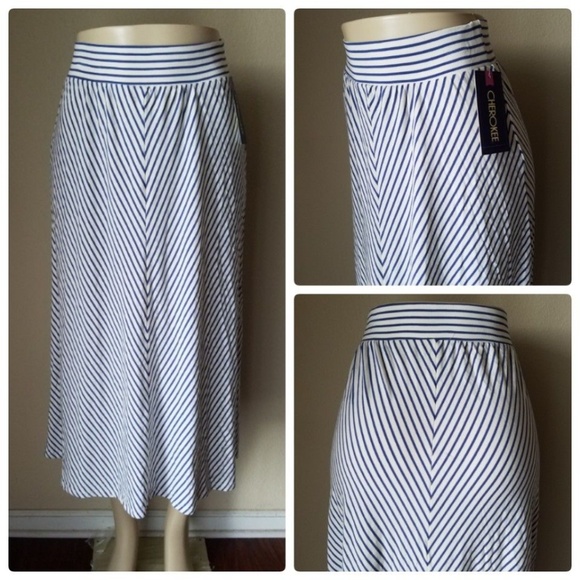 Cherokee Other - NWT Cherokee Girls Blue Striped Chevron Maxi Skirt